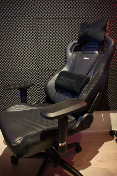 Noblechairs EPIC Gaming Chair